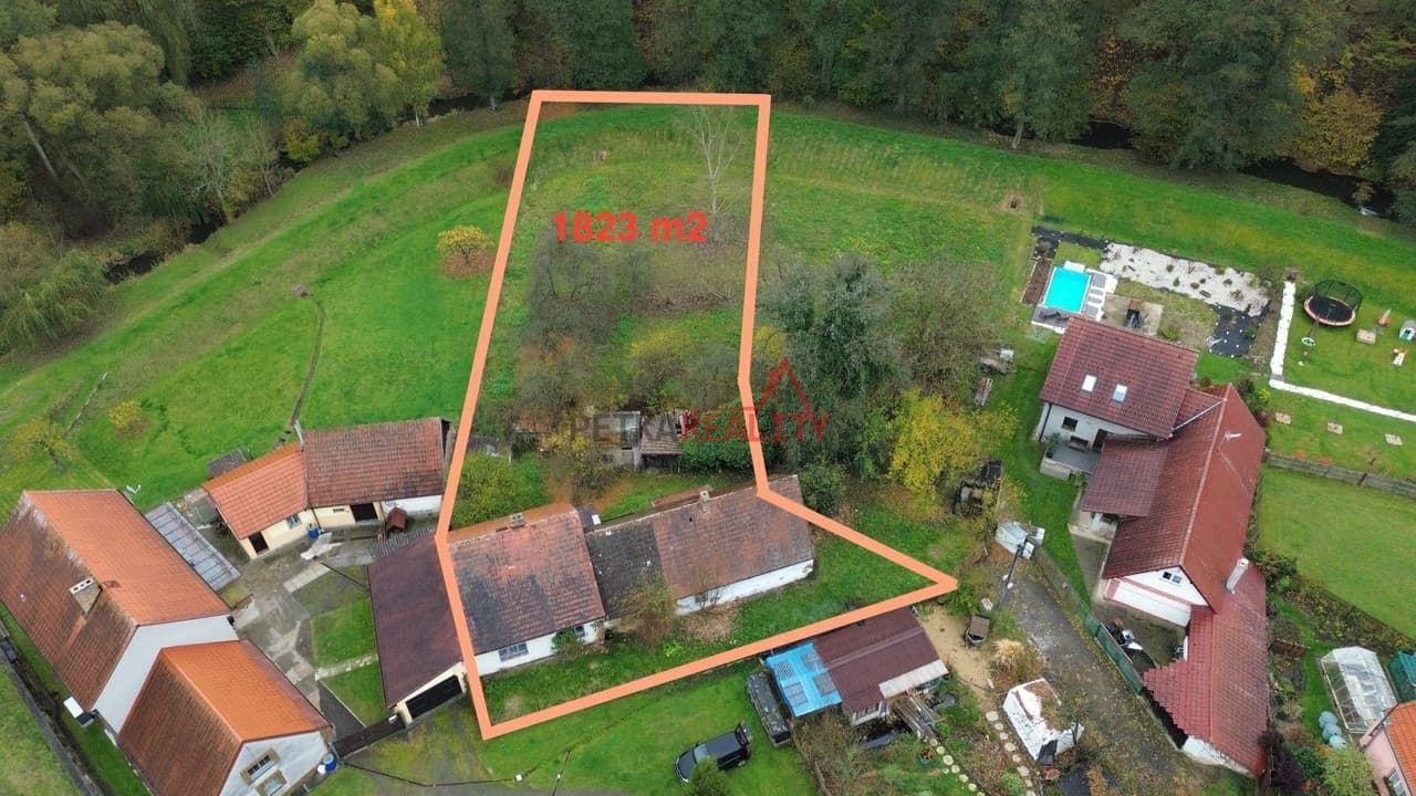 Prodej pozemku 1823 m²