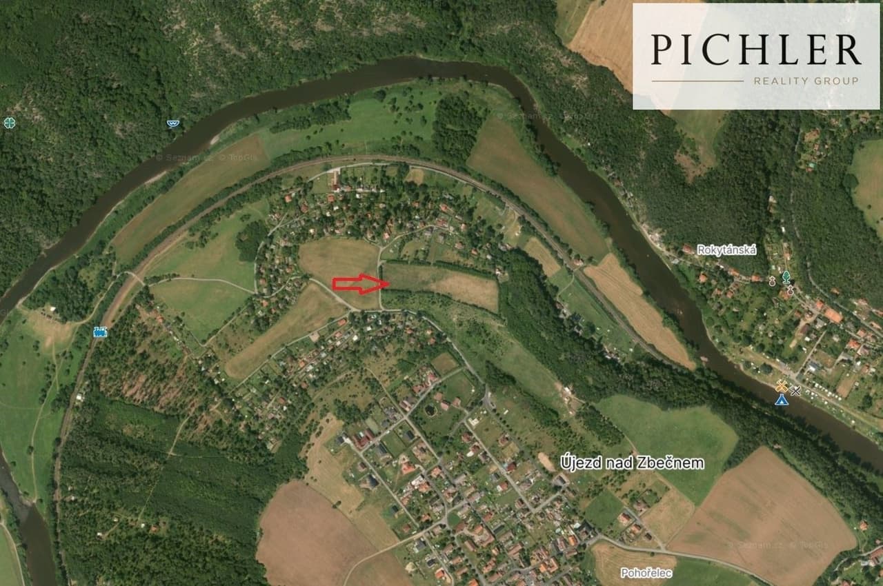 Prodej pozemku 1043 m²