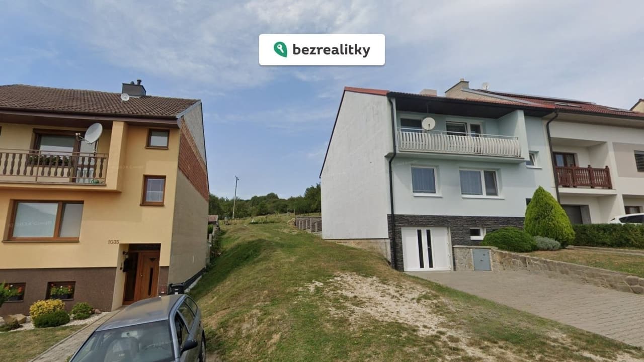 Prodej pozemku 797 m²