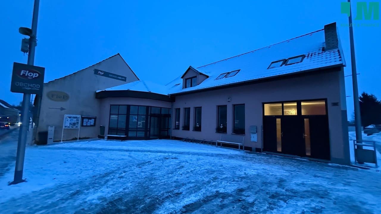 Pronájem komerčního prostoru 188 m²