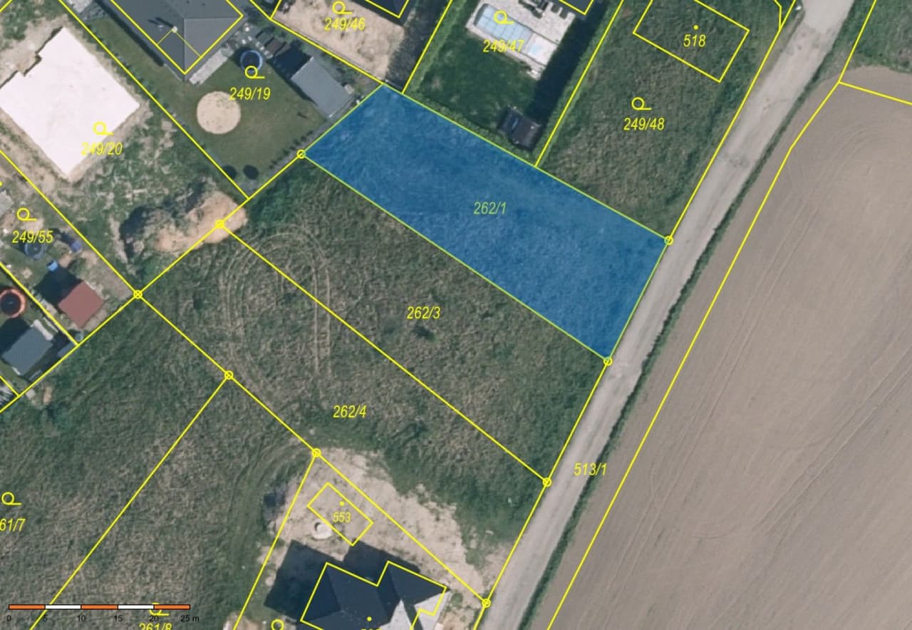 Prodej pozemku 782 m²