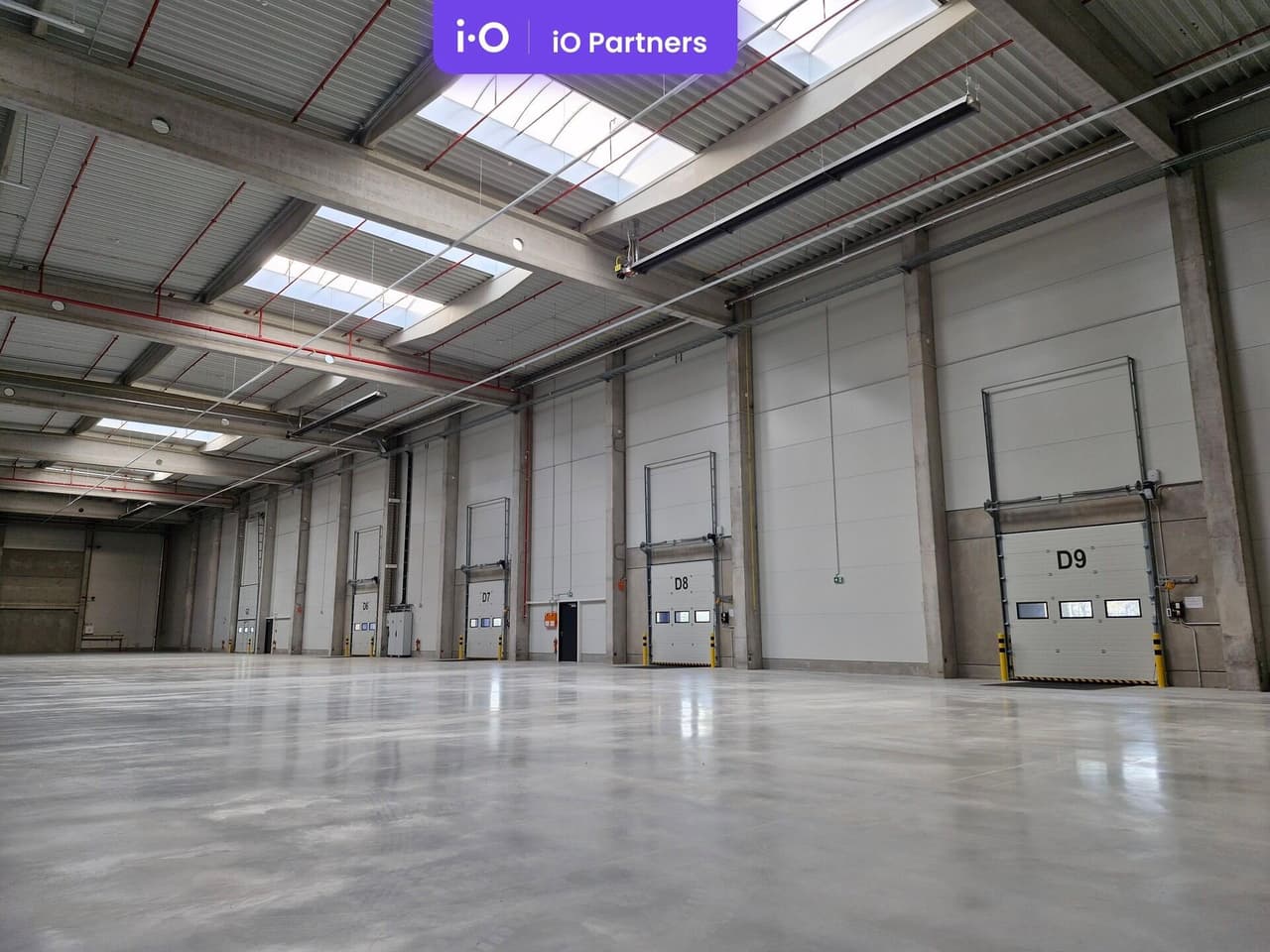 Pronájem komerčního prostoru 10000 m²