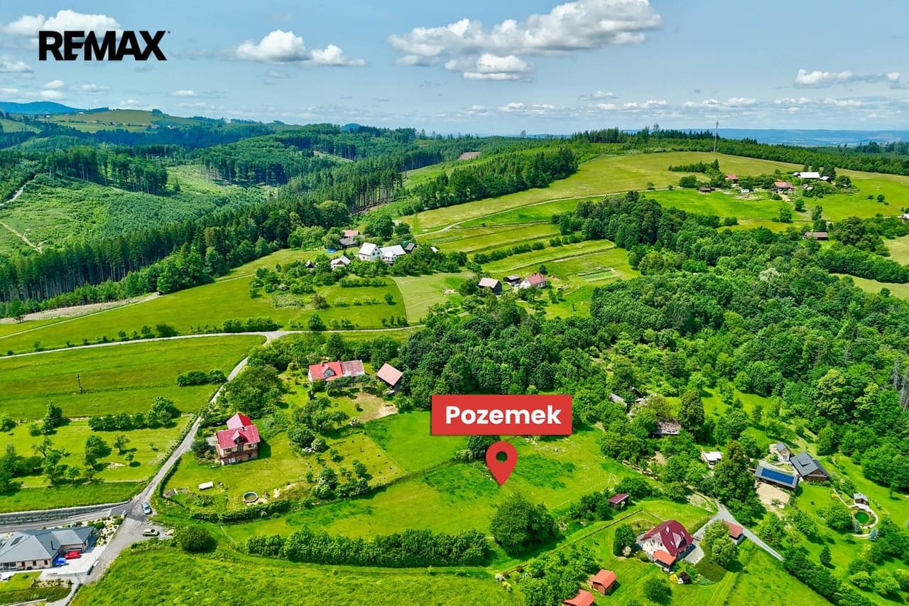 Prodej pozemku 3000 m²
