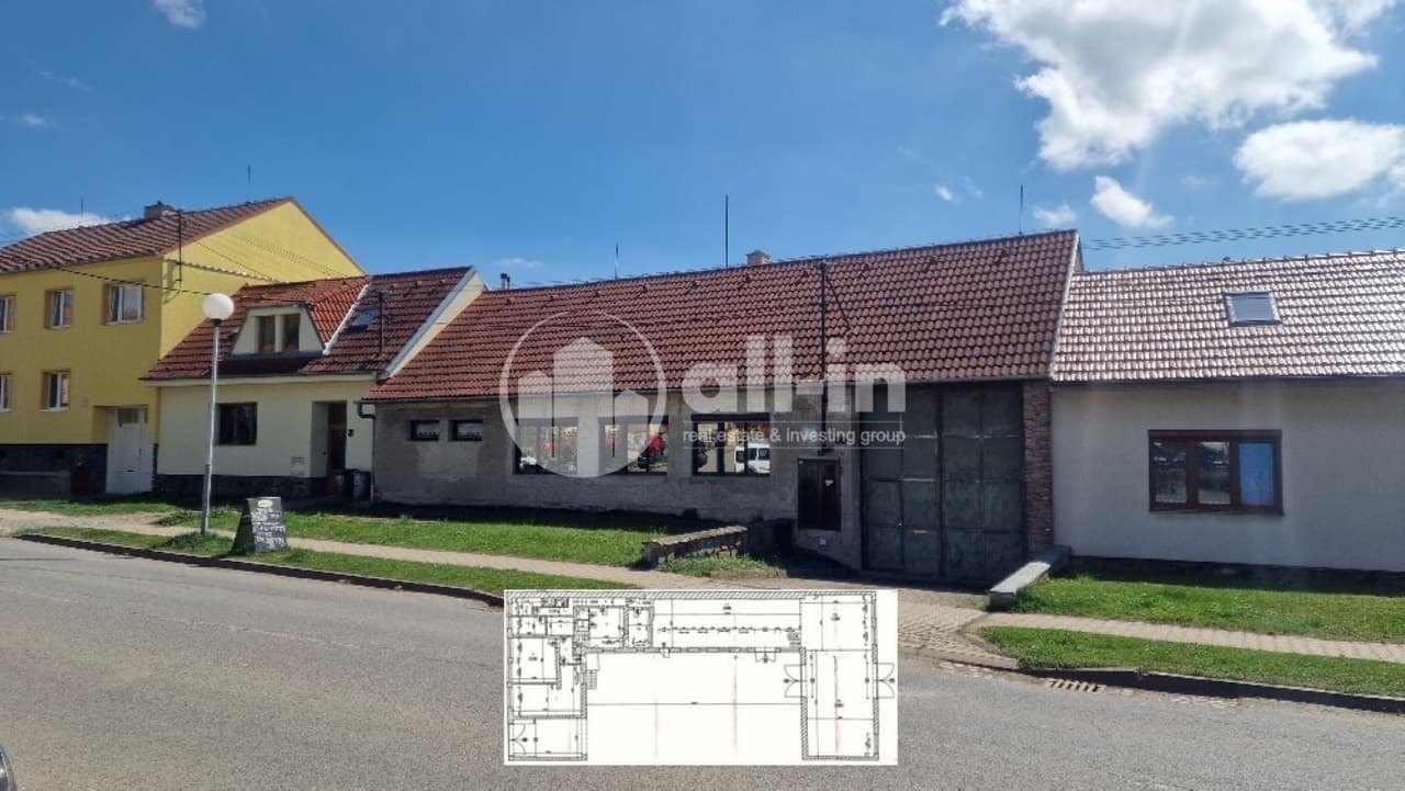 Prodej komerčního prostoru 319 m²