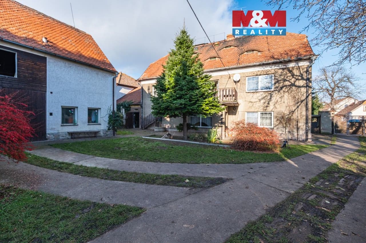 Prodej nemovitosti 780 m²