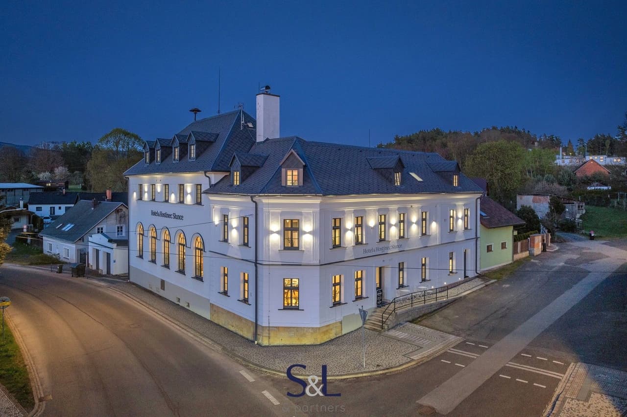 Prodej komerčního prostoru 1005 m²