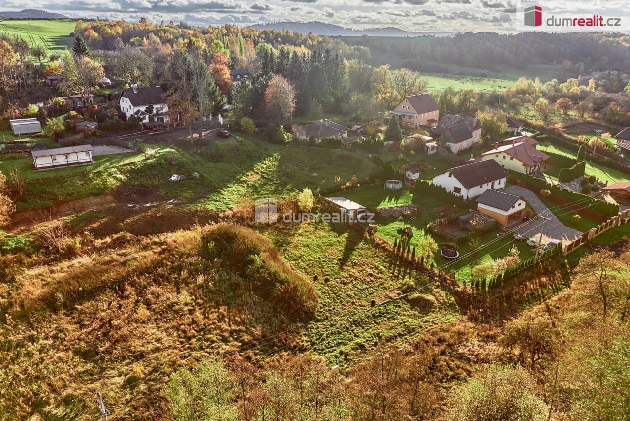 Prodej pozemku 1003 m²