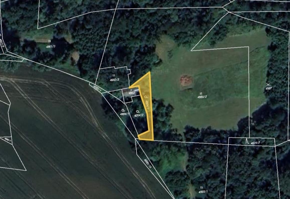 Prodej pozemku 327 m²