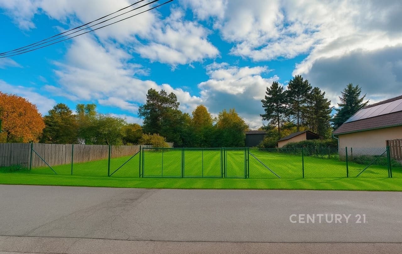 Prodej pozemku 1174 m²