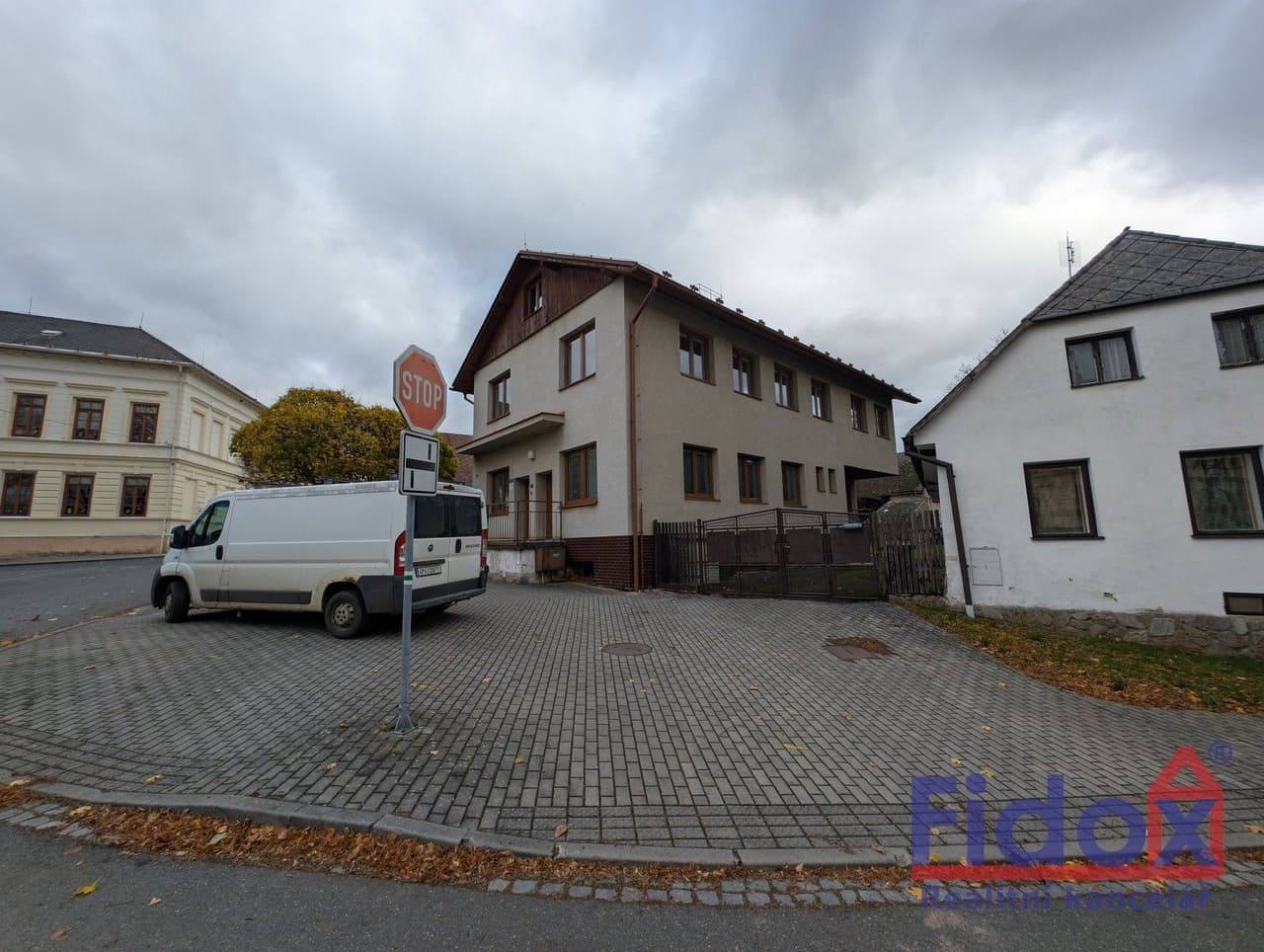 Prodej komerčního prostoru 255 m²