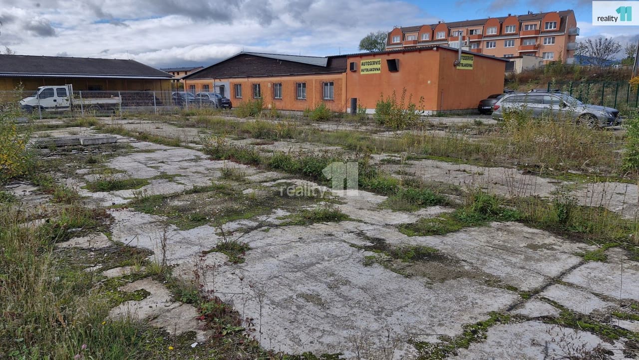 Prodej pozemku 757 m²