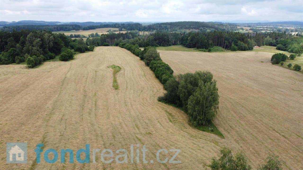 Prodej nemovitosti 10789 m²