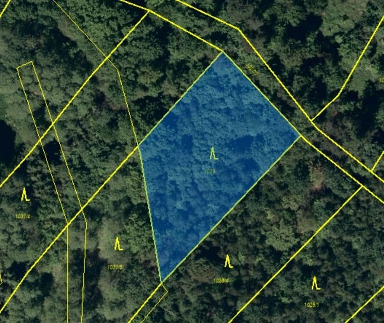 Prodej pozemku 4928 m²
