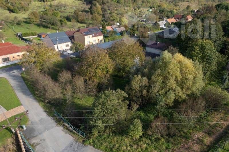 Prodej pozemku 841 m²
