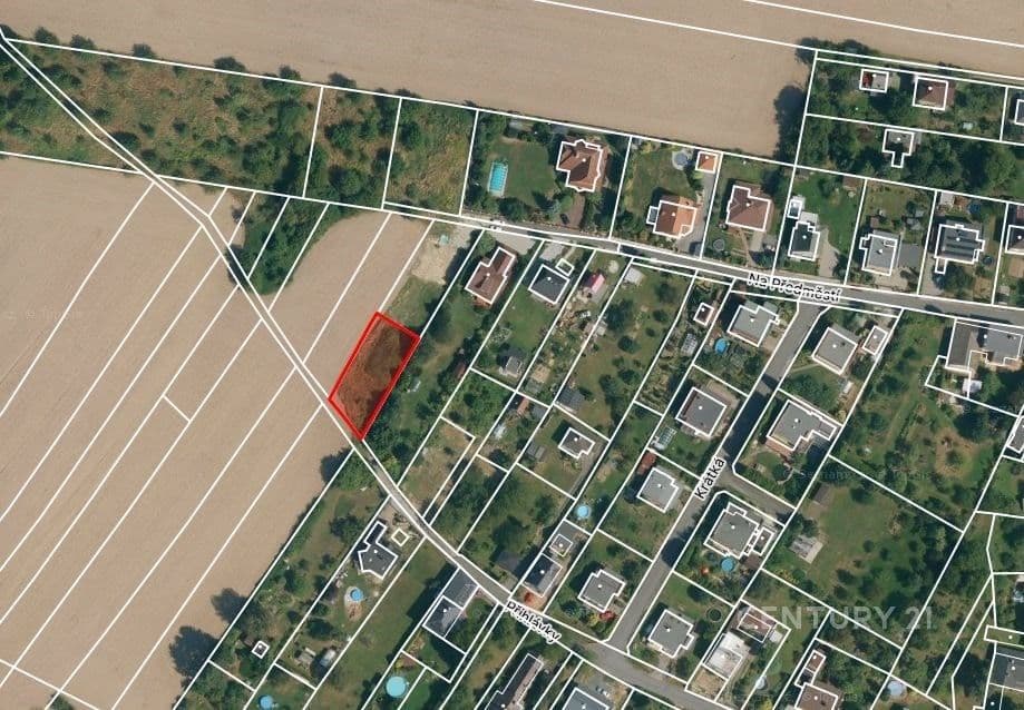 Prodej pozemku 643 m²