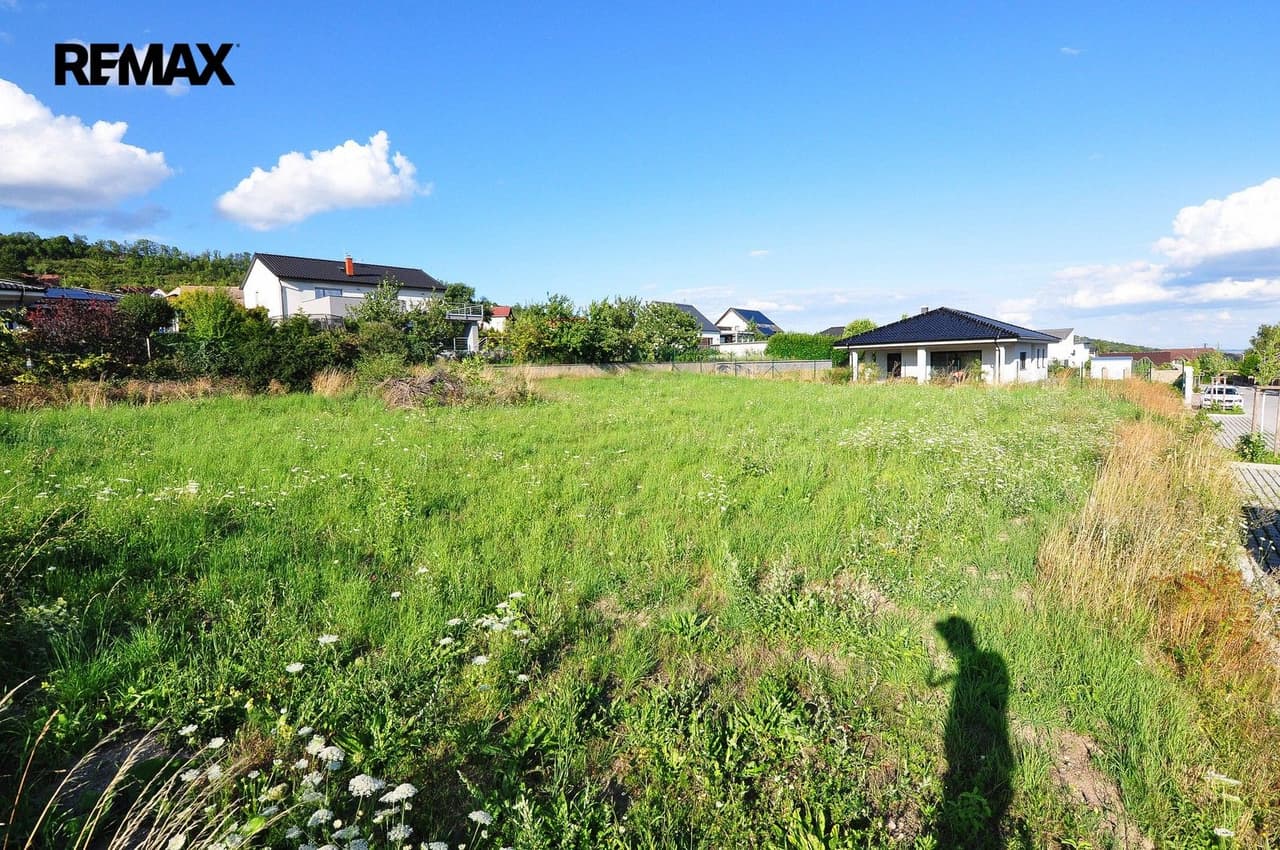 Prodej pozemku 970 m²