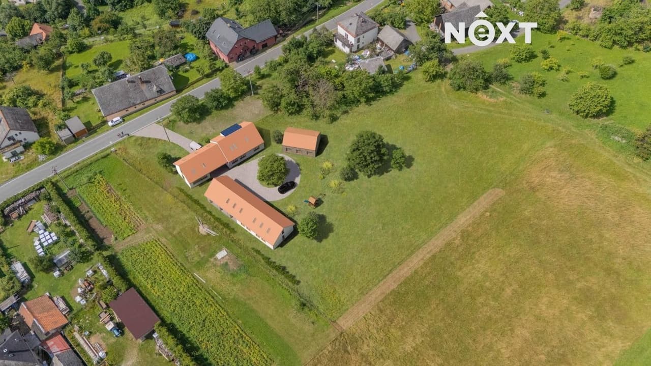 Prodej pozemku 5712 m²