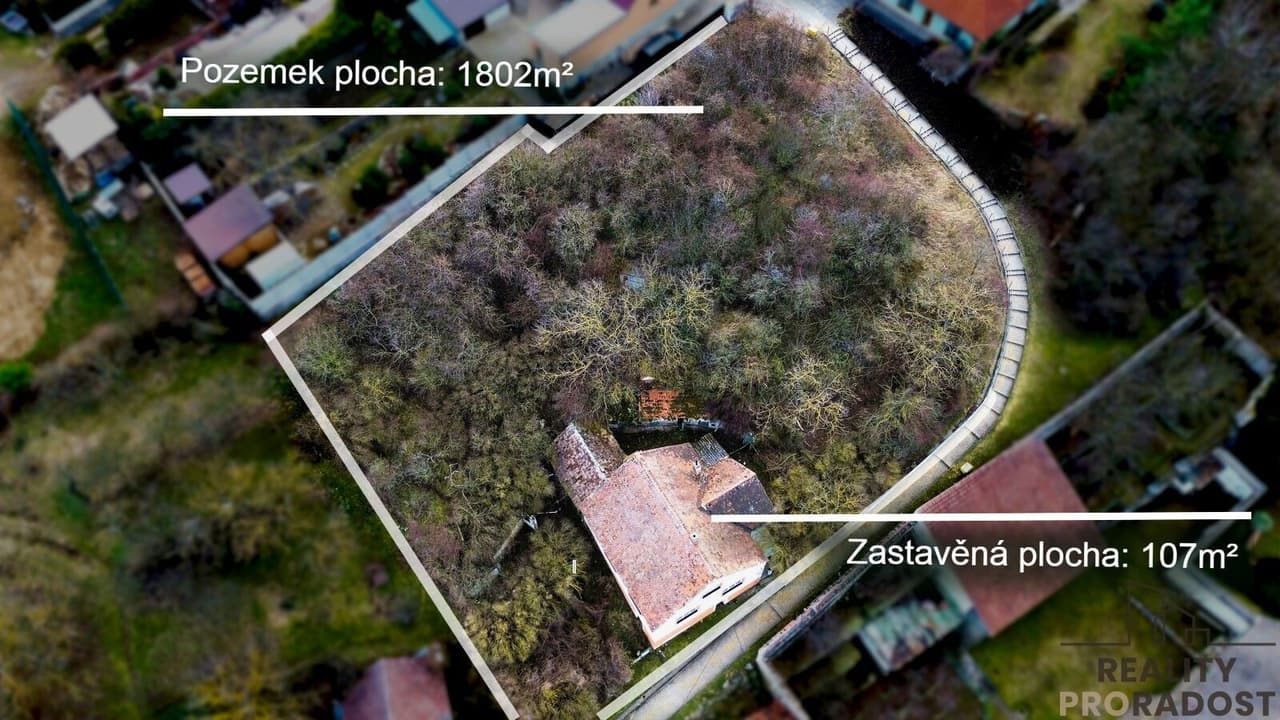 Prodej pozemku 1802 m²