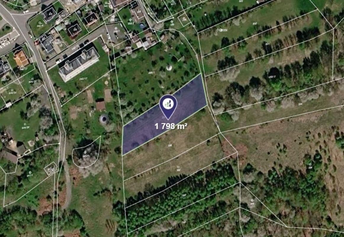 Prodej pozemku 1798 m²