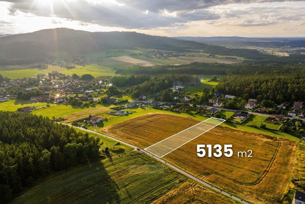 Prodej pozemku 5135 m²