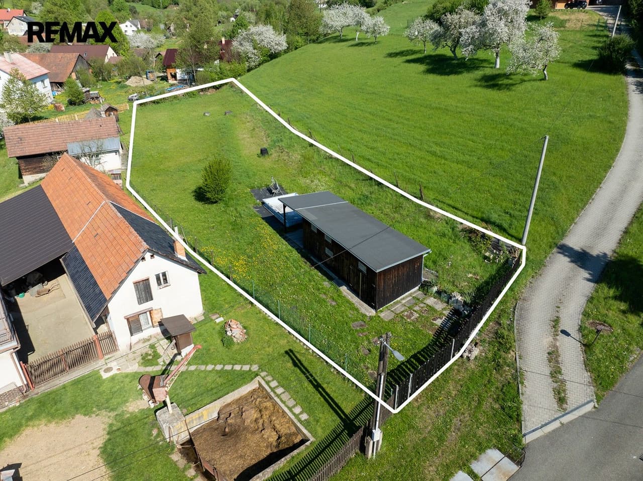 Prodej pozemku 1654 m²