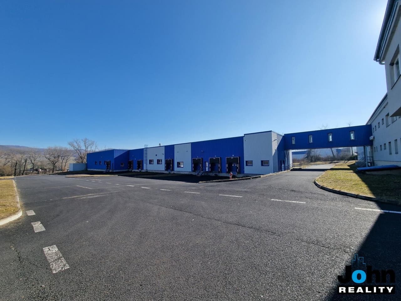 Pronájem komerčního prostoru 4750 m²