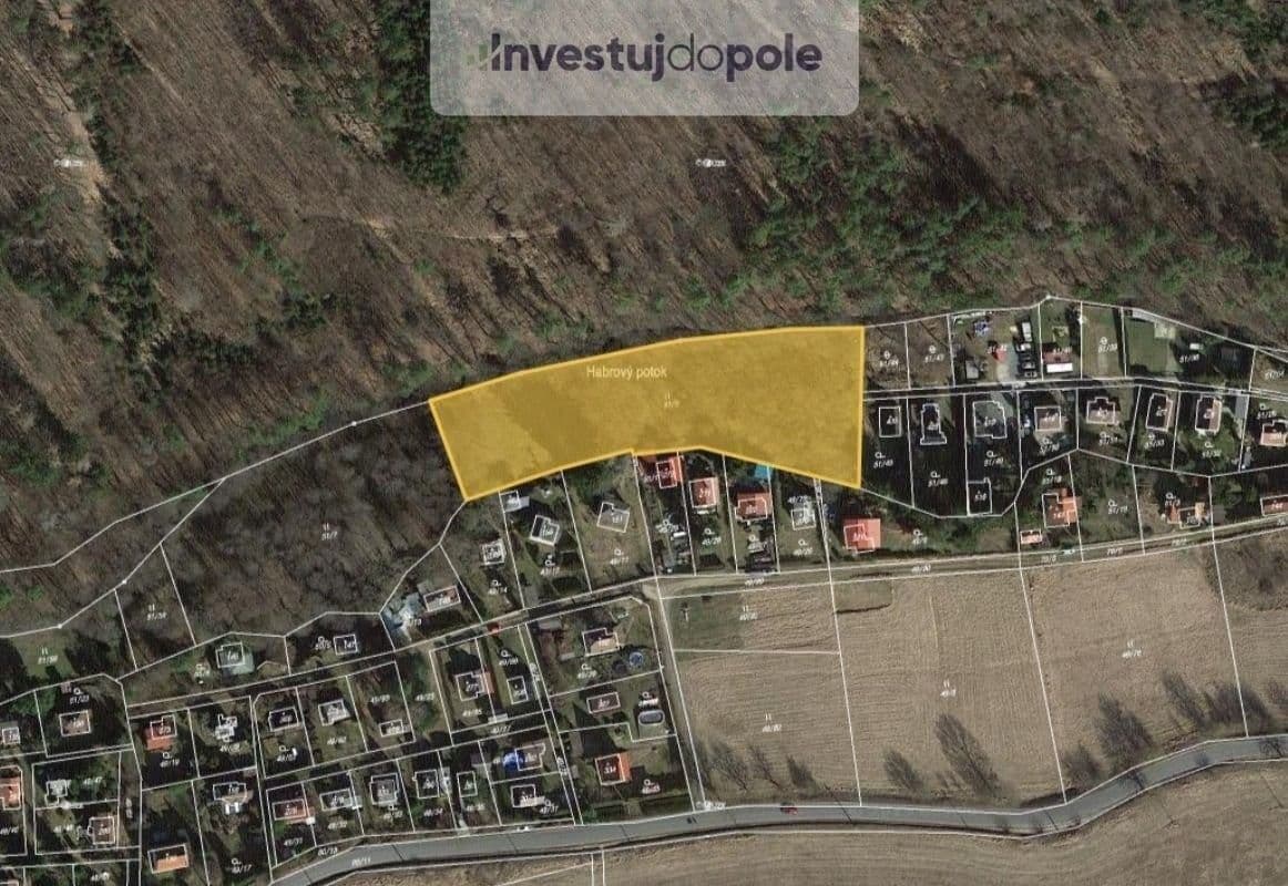 Prodej pozemku 4501 m²
