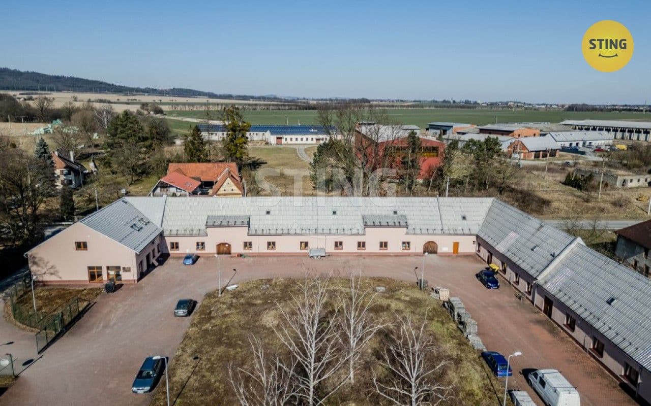 Prodej komerčního prostoru 2880 m²