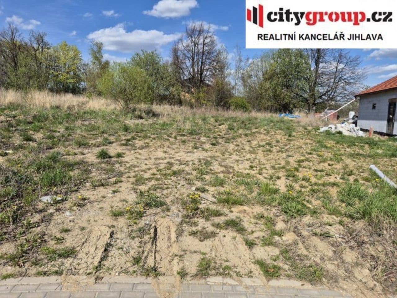 Prodej pozemku 1095 m²