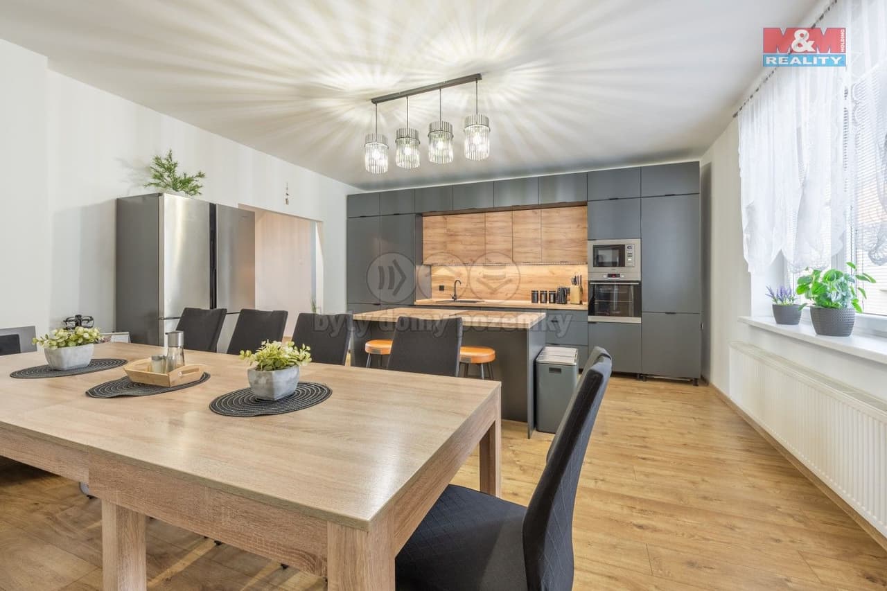 Prodej domu 210 m²