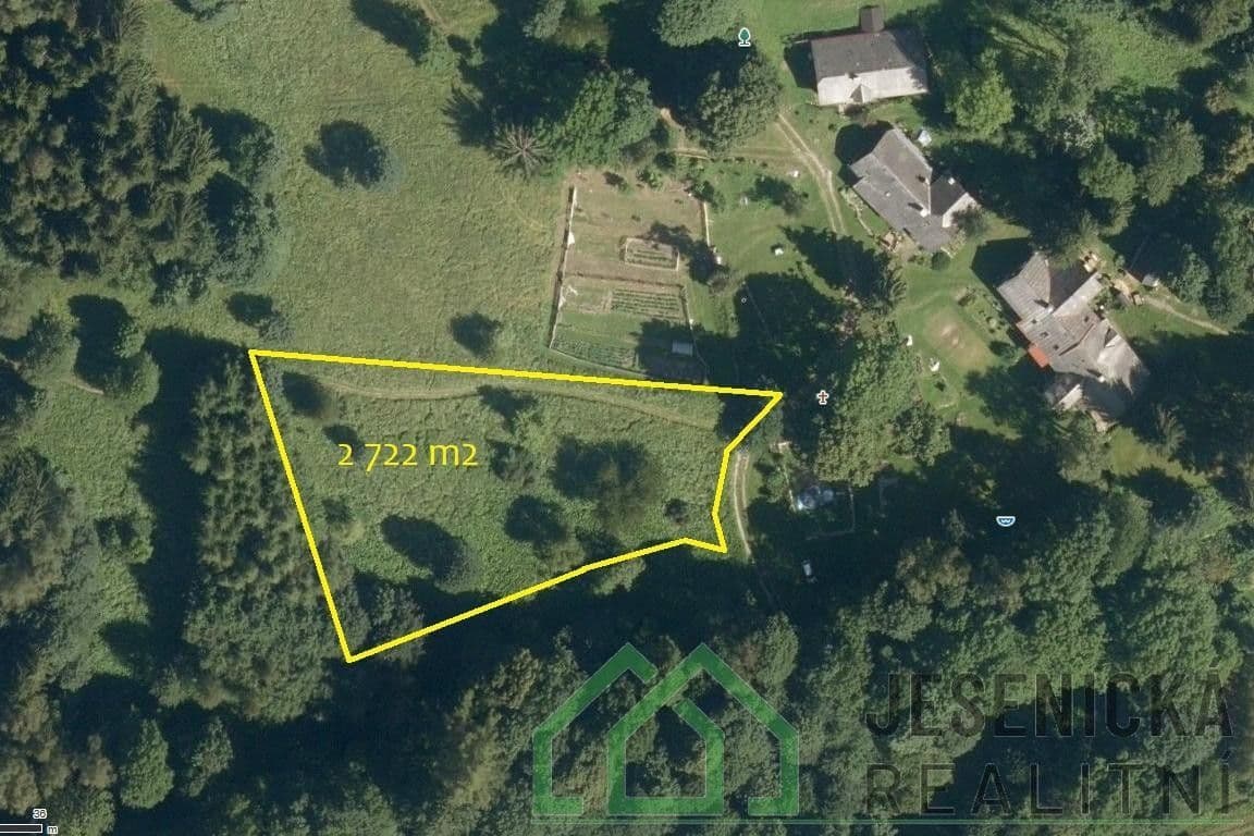 Prodej pozemku 2772 m²