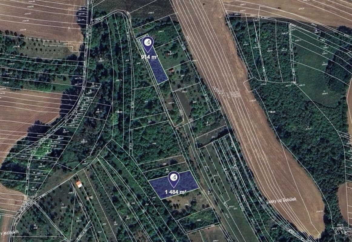 Prodej pozemku 2398 m²