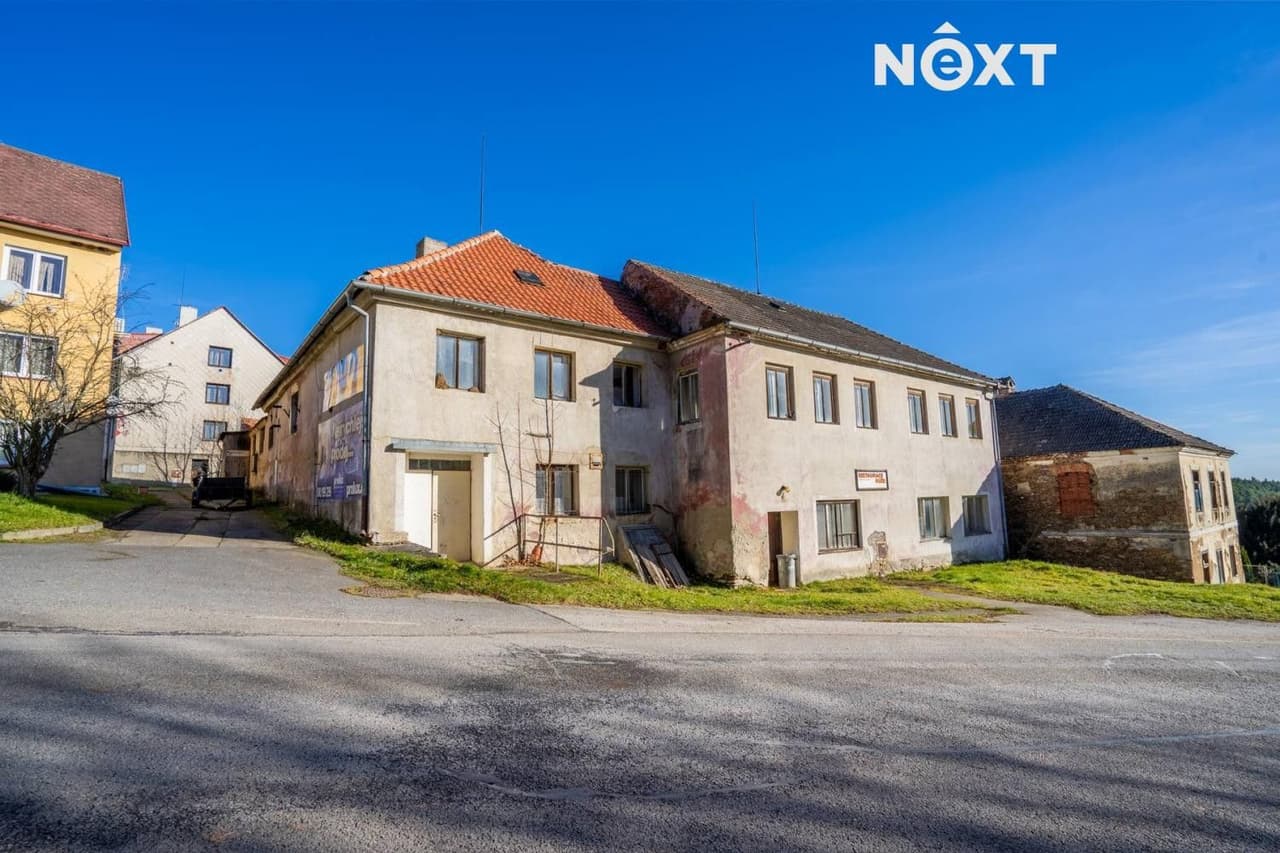 Prodej nemovitosti 630 m²