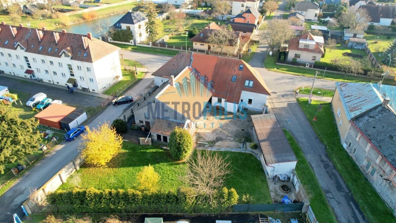 Prodej nemovitosti 350 m²