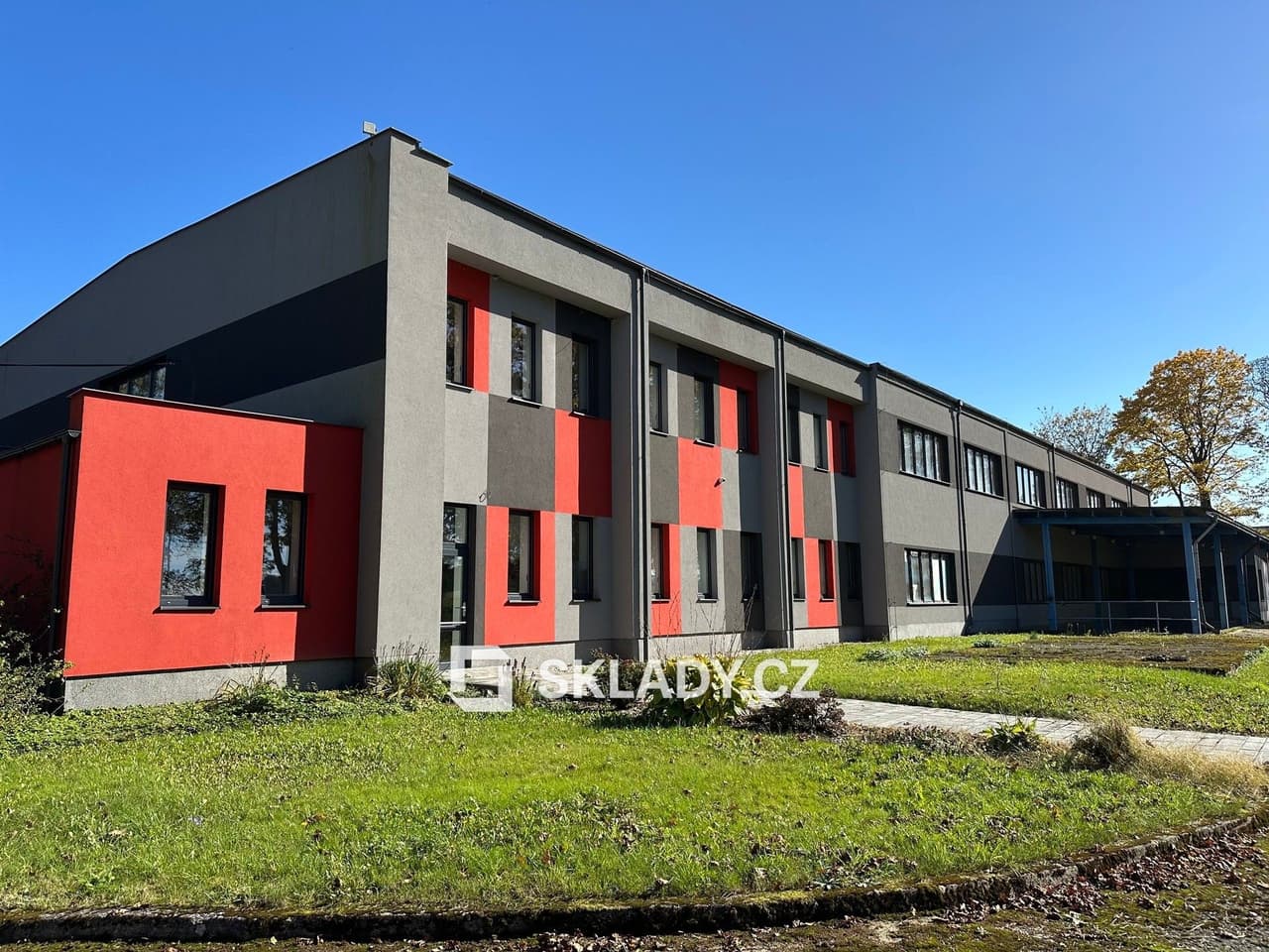 Pronájem komerčního prostoru 5100 m²