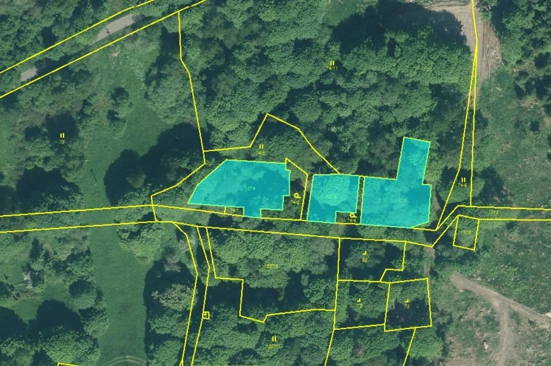 Prodej pozemku 1713 m²