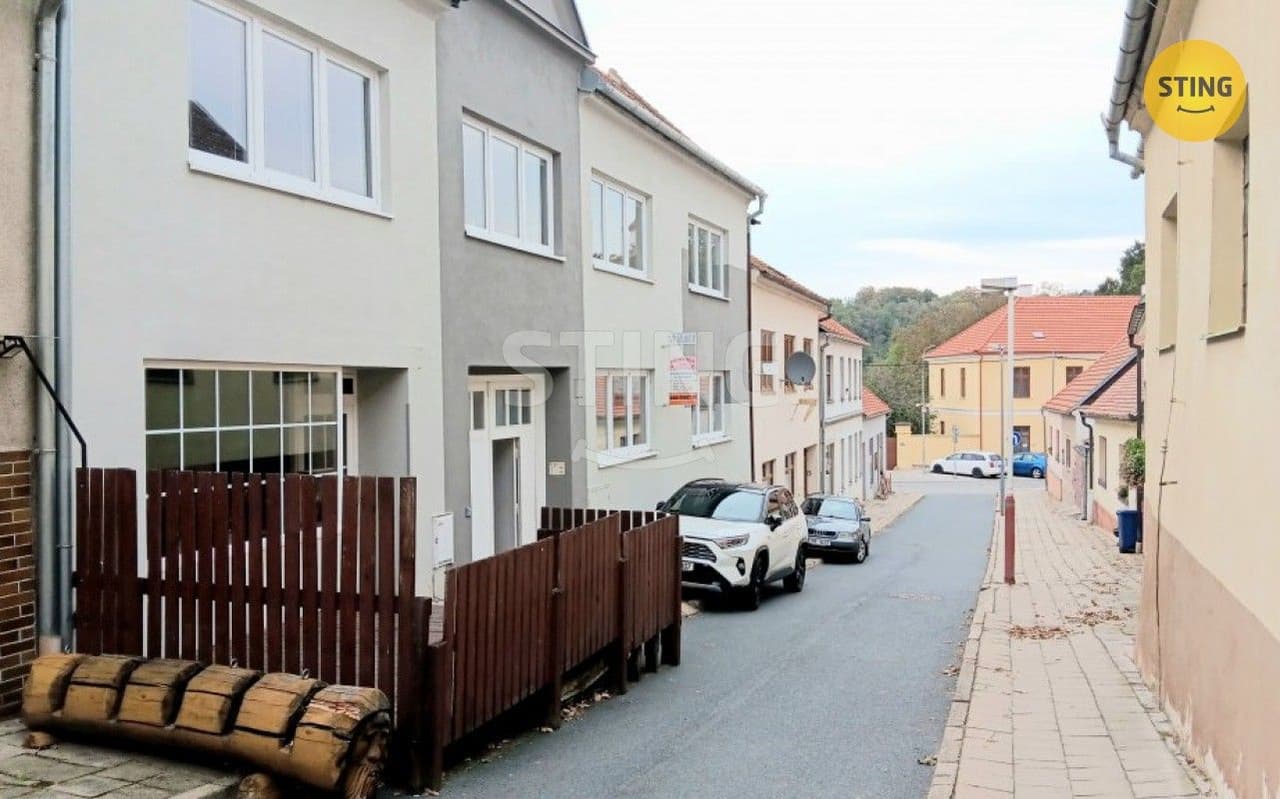 Pronájem komerčního prostoru 61 m²