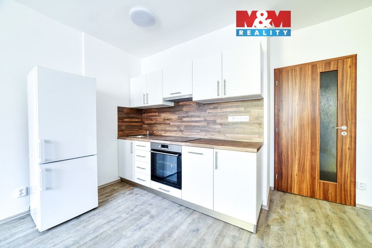 Pronájem bytu 1+kk 30 m²