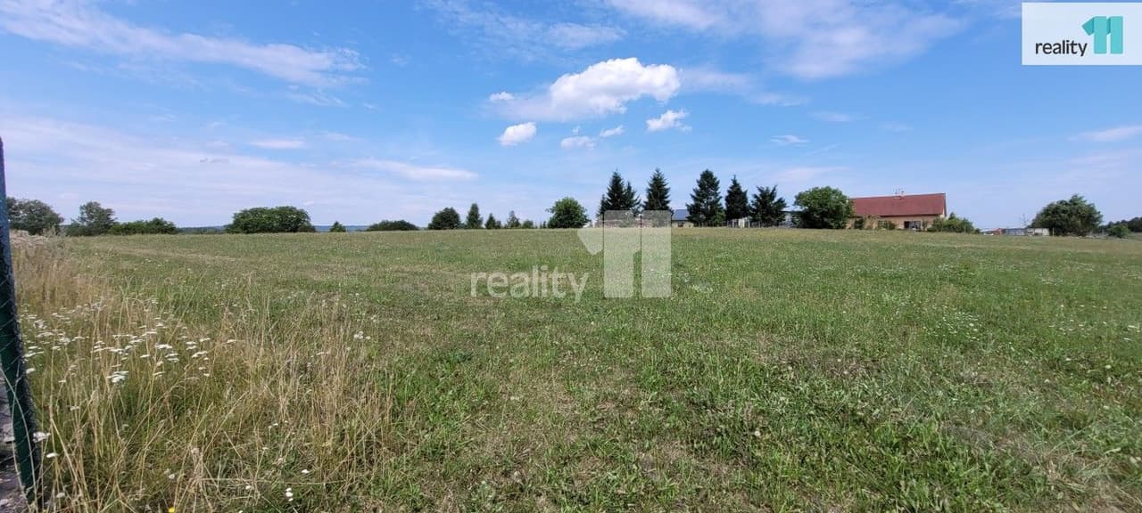 Prodej pozemku 4210 m²