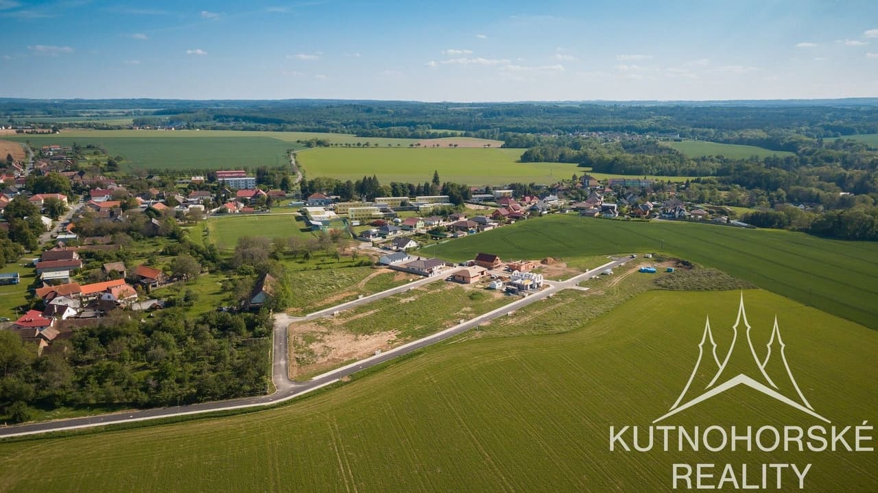 Prodej pozemku 661 m²