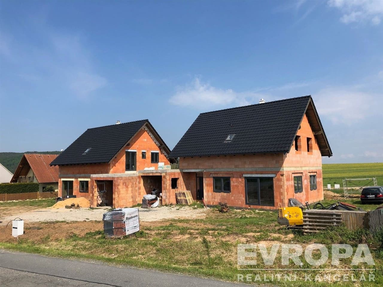Prodej nemovitosti 192 m²