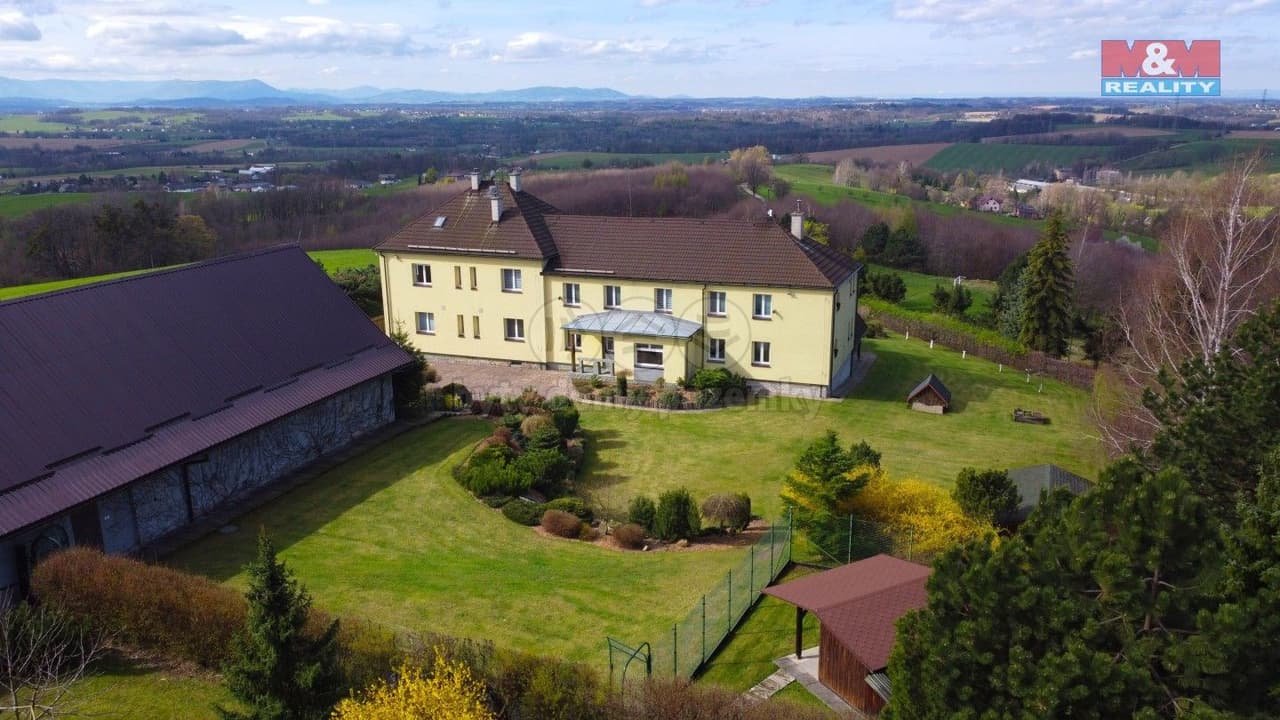 Prodej domu 1086 m²