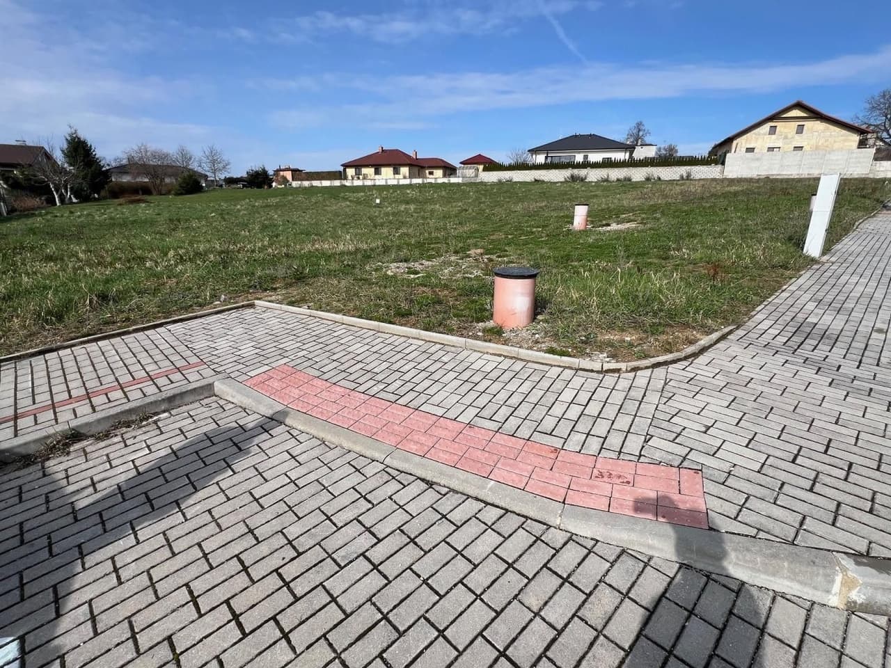 Prodej pozemku 904 m²