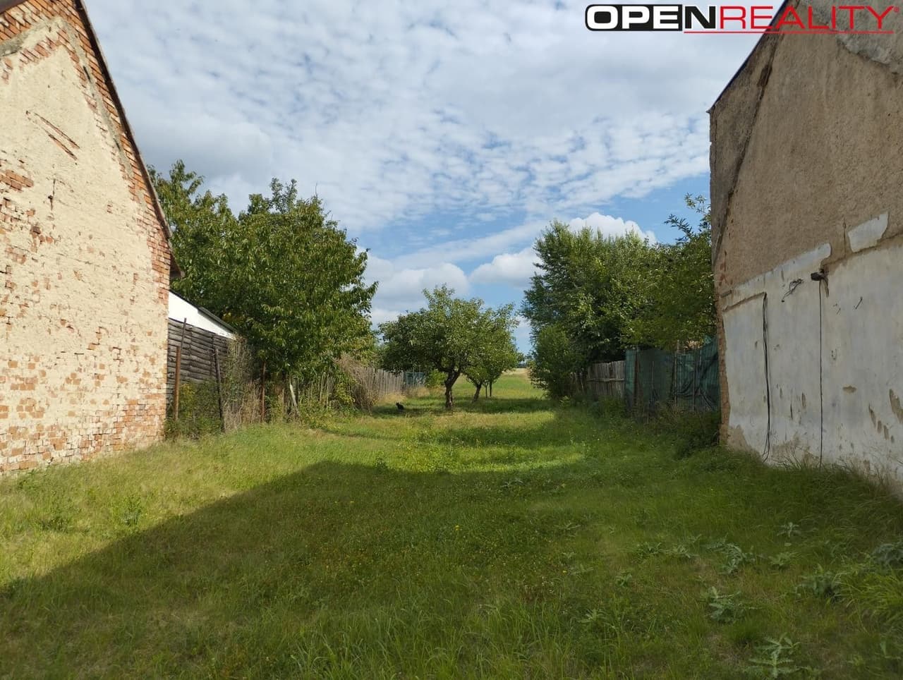 Prodej pozemku 1123 m²