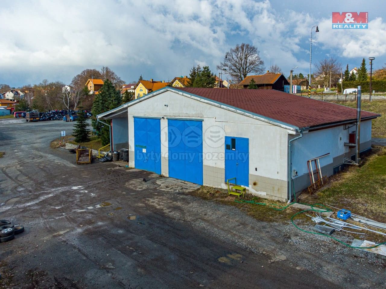 Pronájem komerčního prostoru 421 m²