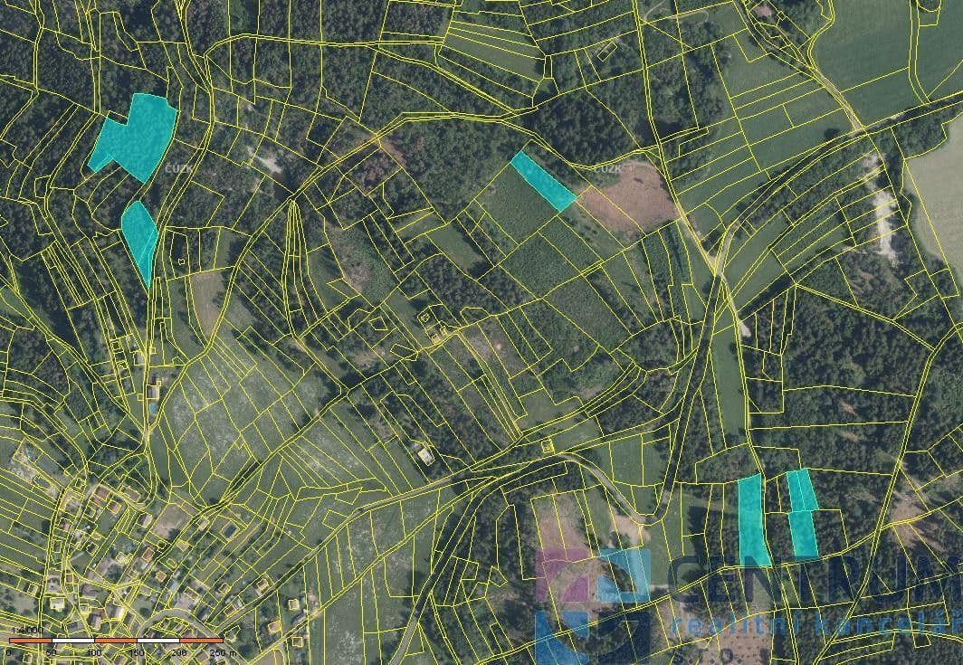 Prodej pozemku 15992 m²