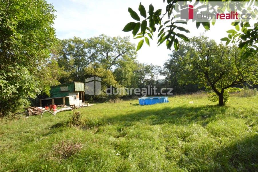 Prodej pozemku 2444 m²