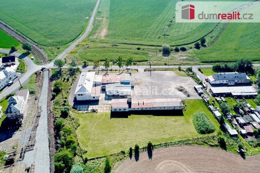 Prodej komerčního prostoru 2500 m²