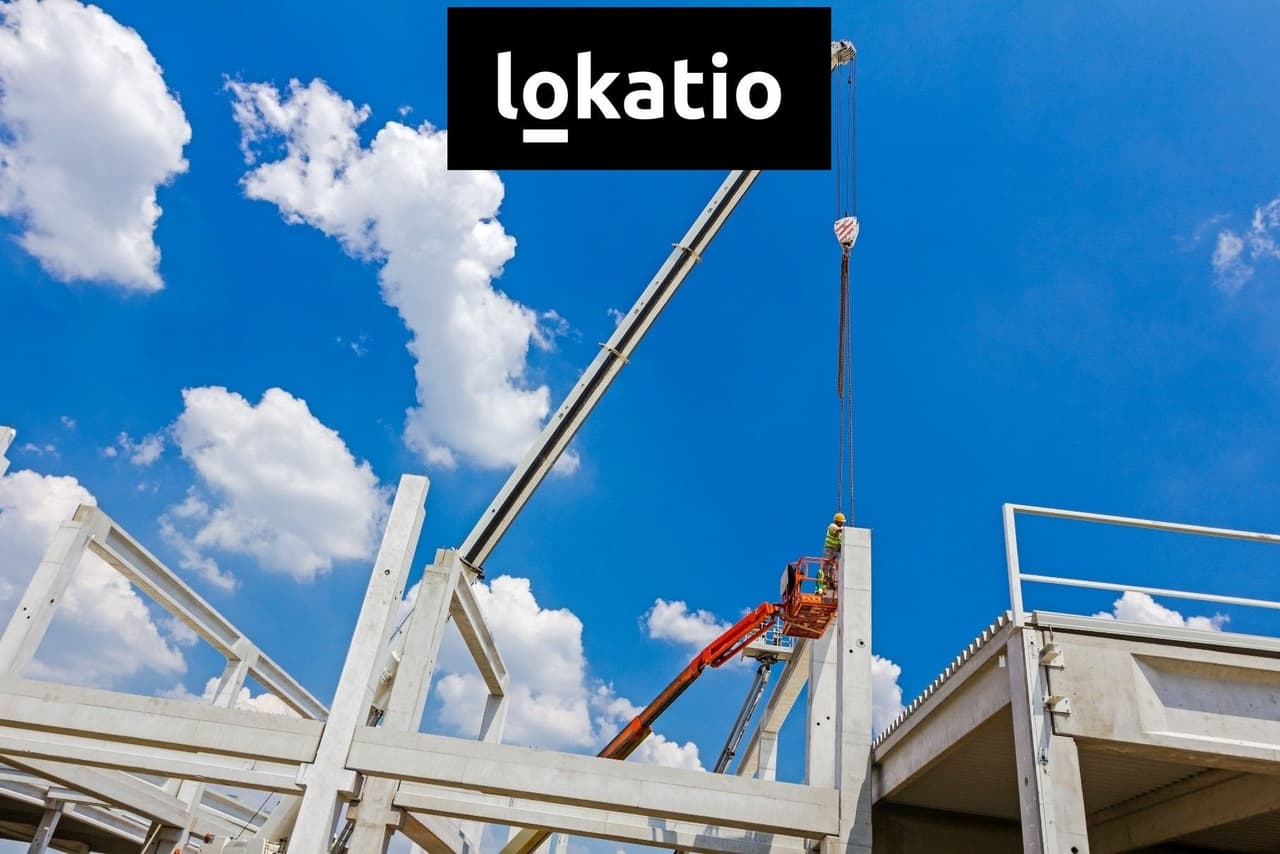 Pronájem komerčního prostoru 4276 m²