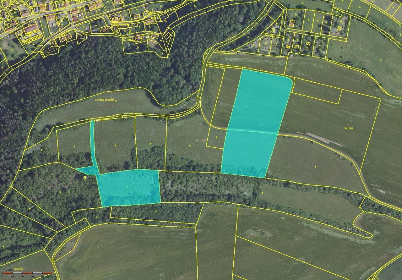 Prodej pozemku 30487 m²